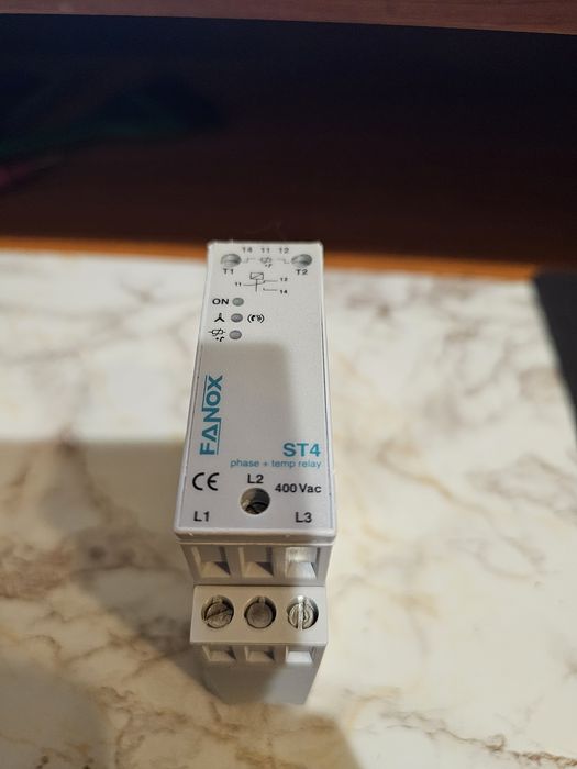 Releu monitorizare faze si temperatura 400v