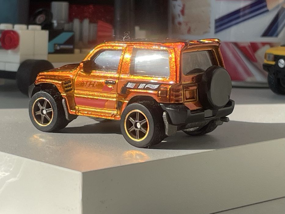 Mitsubishi pajero evolution super treasure hunt