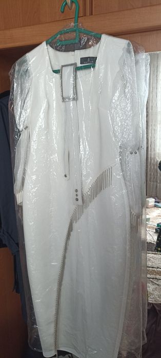 Платье женское белое