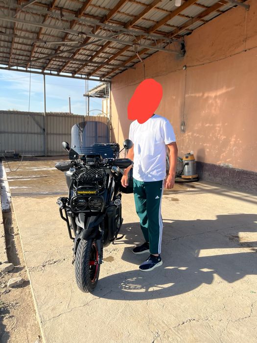 Skuter tank sotiladi