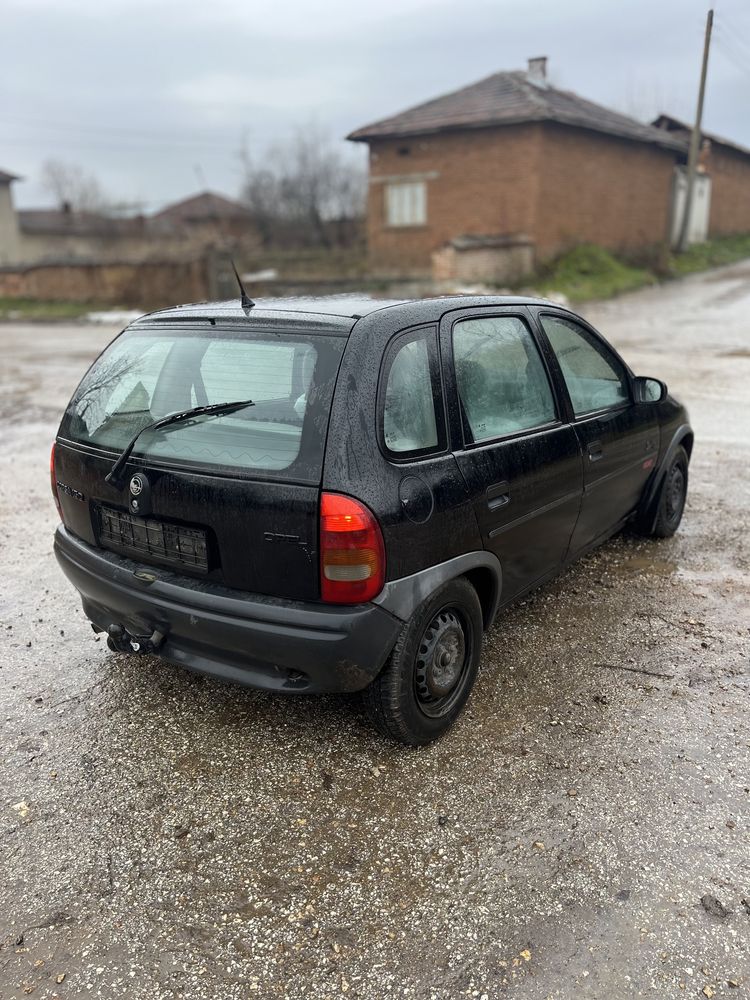 Opel Corsa B 1.5D na chasti Опел Корса на части