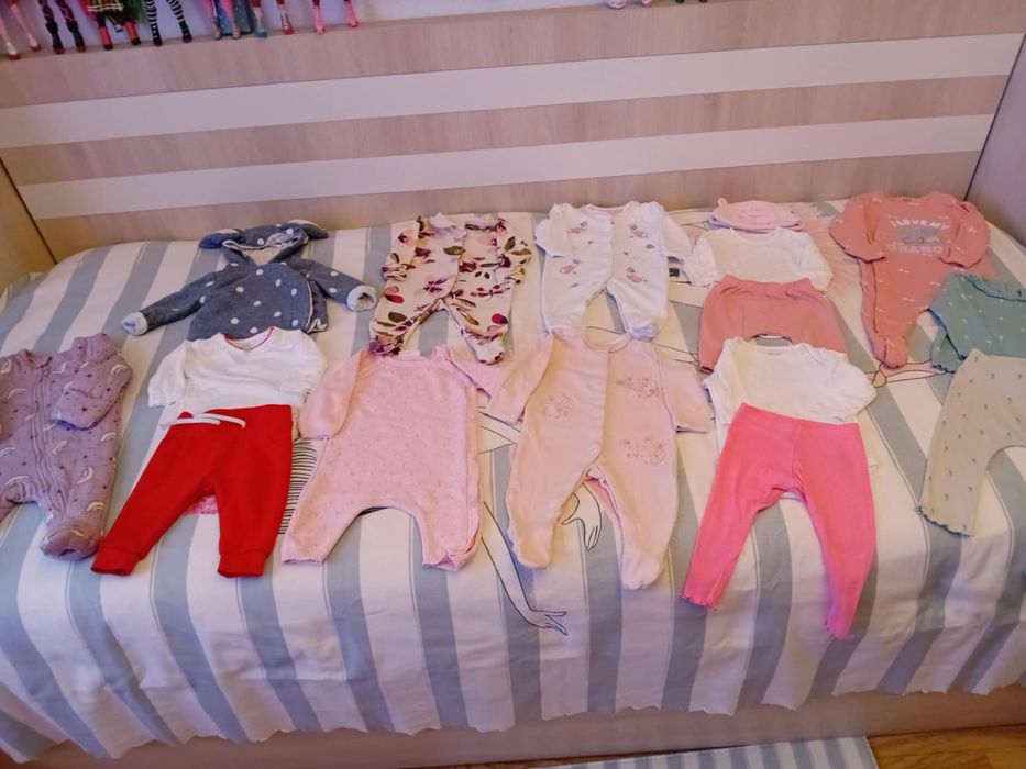 Vand lot fetita 0-3-6 luni!!!