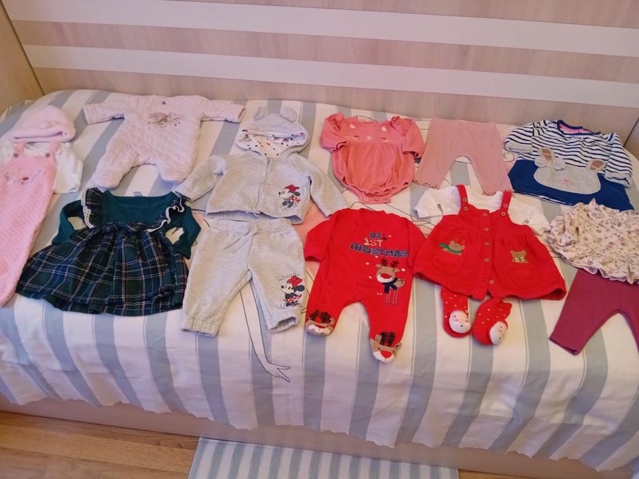 Vand lot fetita 0-3-6 luni!!!