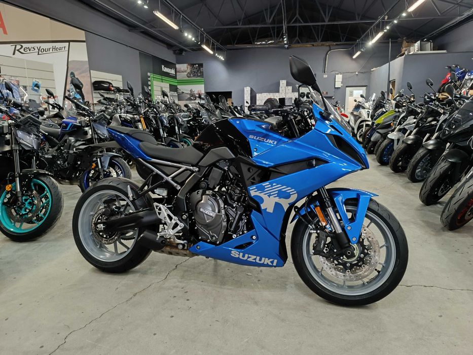 Suzuki GSX-8R M5 2025 nou prin Suzuki Constanta