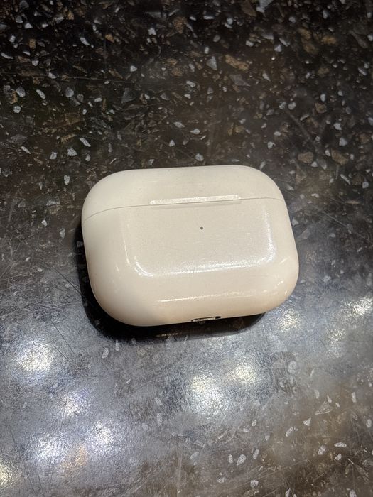 Продам Airpods pro