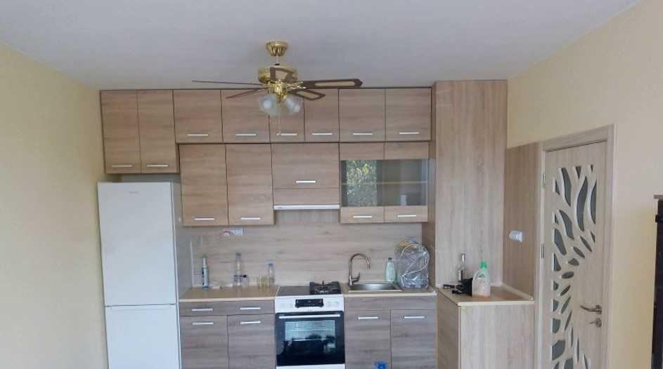 Продава се Тристаен апартамент в София, Толстой - 90 кв.м за 2889 €/кв.м - Снимка #1