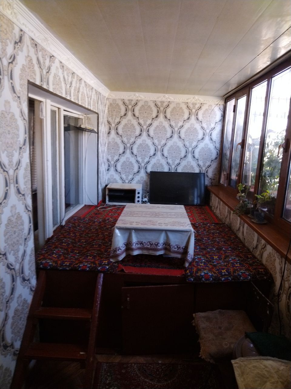 Nurafshon shaxar (To'y tepad) 2 xonalik tayyor uy