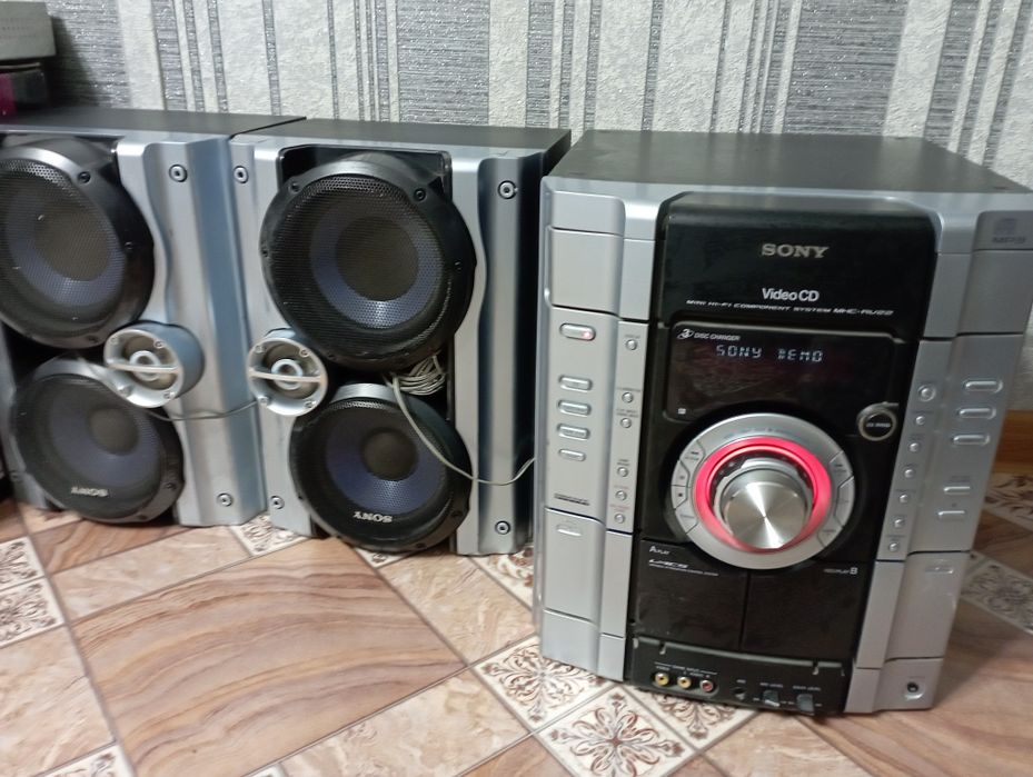 Музыкальный центр SONY