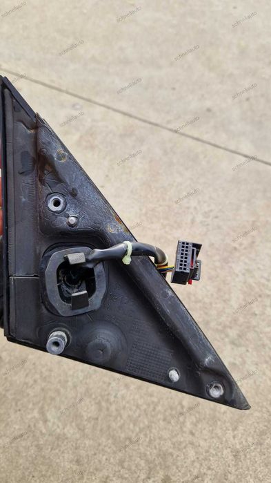 Oglinda stânga față Audi A4 B8