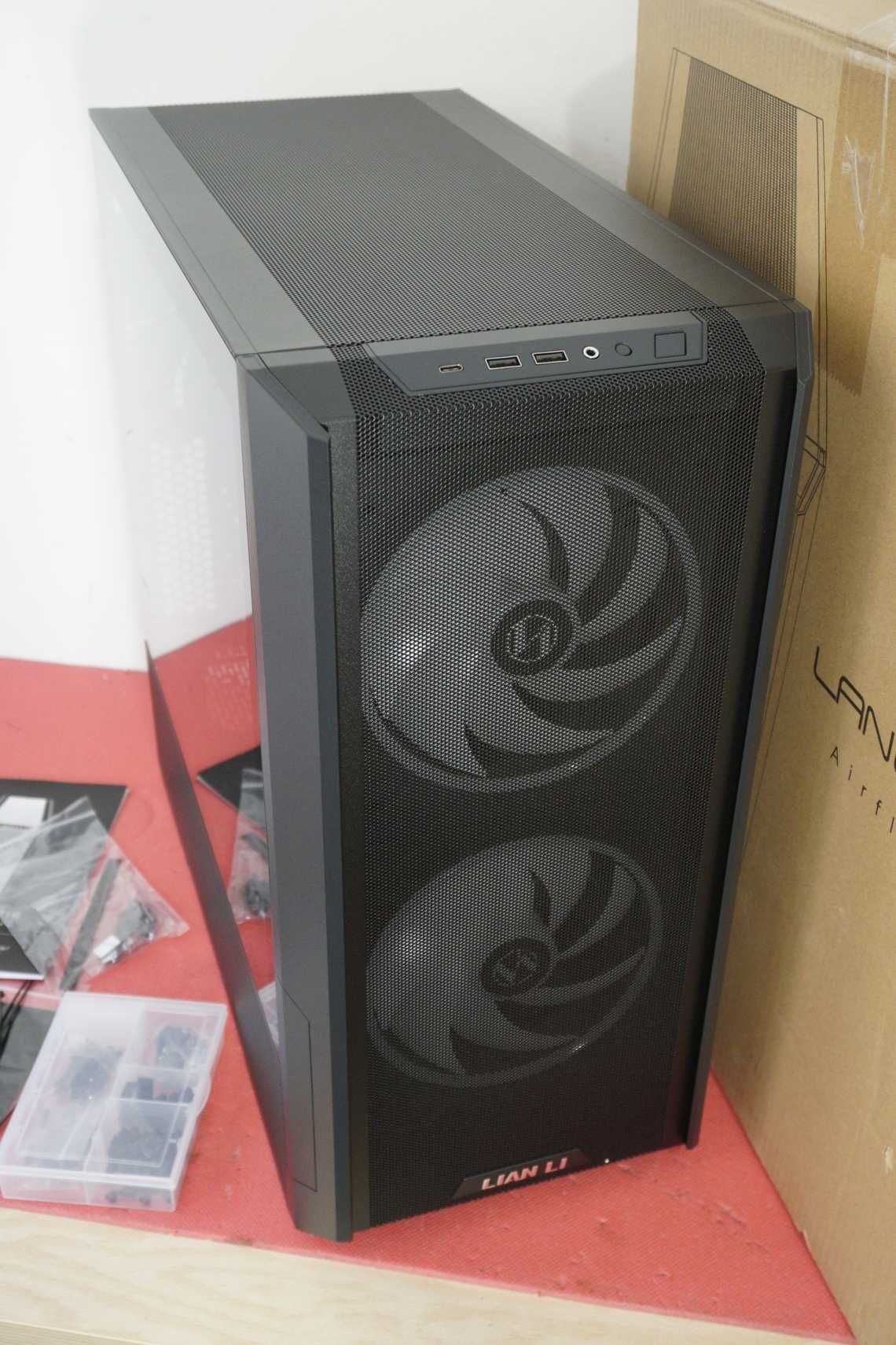 Компютърна кутия Lian Li Lancool 216 RGB / Вкл.ДДС