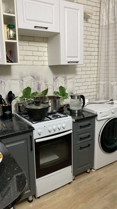 Продается 2-х комнатная  квартира