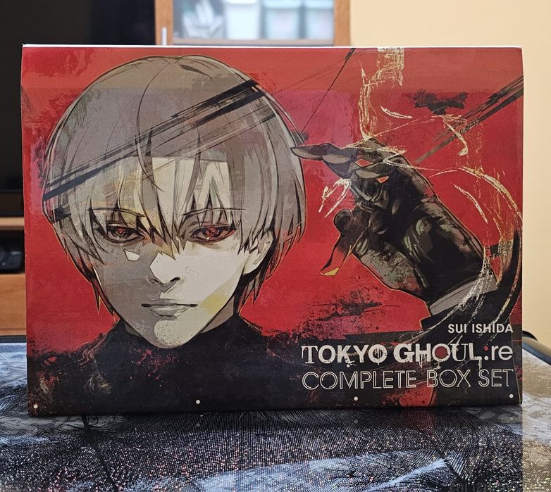 Продавам Tokyo Ghoul:Re Manga Box