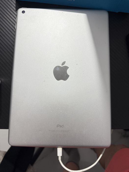 Ipad 7 pentru piese