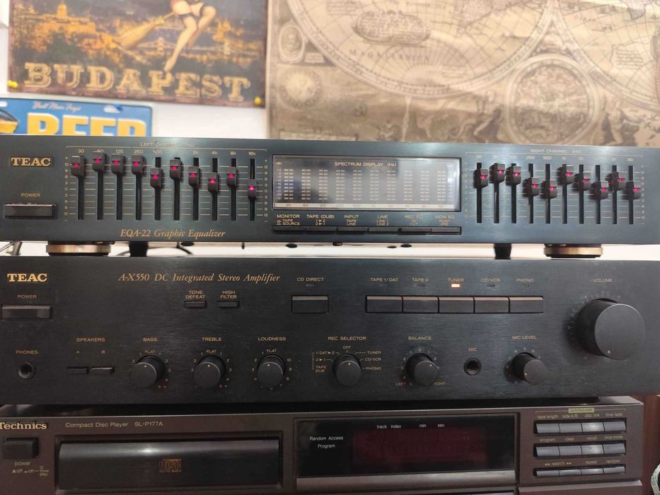 Teac A-X550 si Teac EQA-22