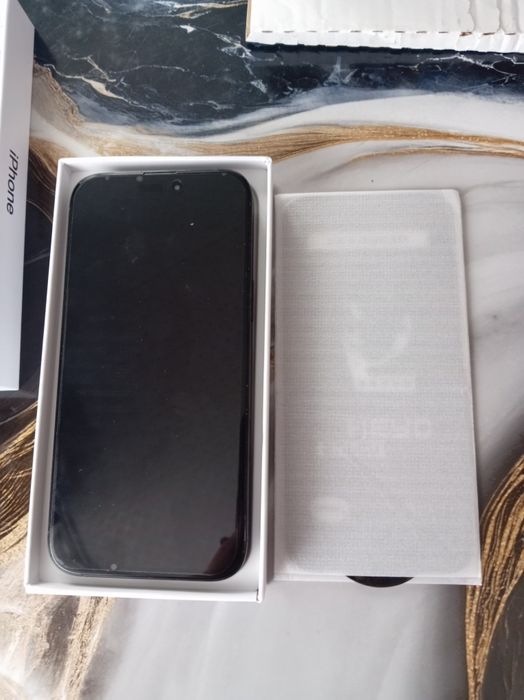 Продам айфон 16 промах