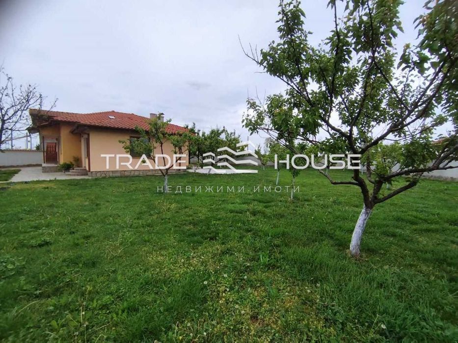 Дава се под наем Къща в с. Костиево, Област Пловдив - 145 кв.м за 800 € - Снимка #7