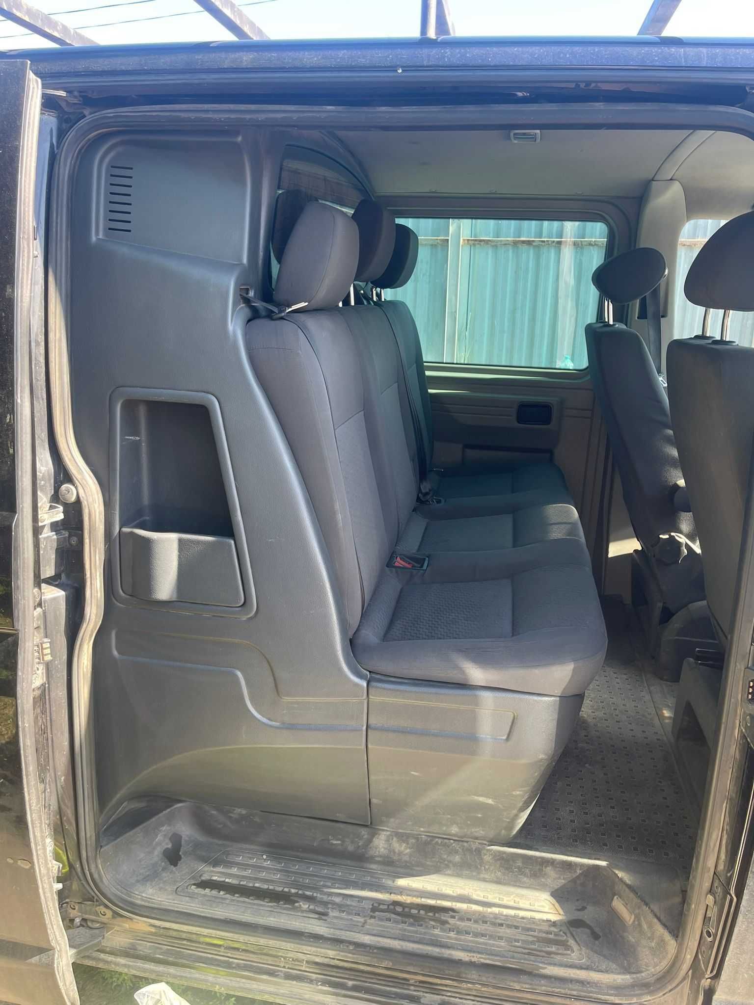 Volkswagen Multivan 2011 - Diesel, - Pe firmă