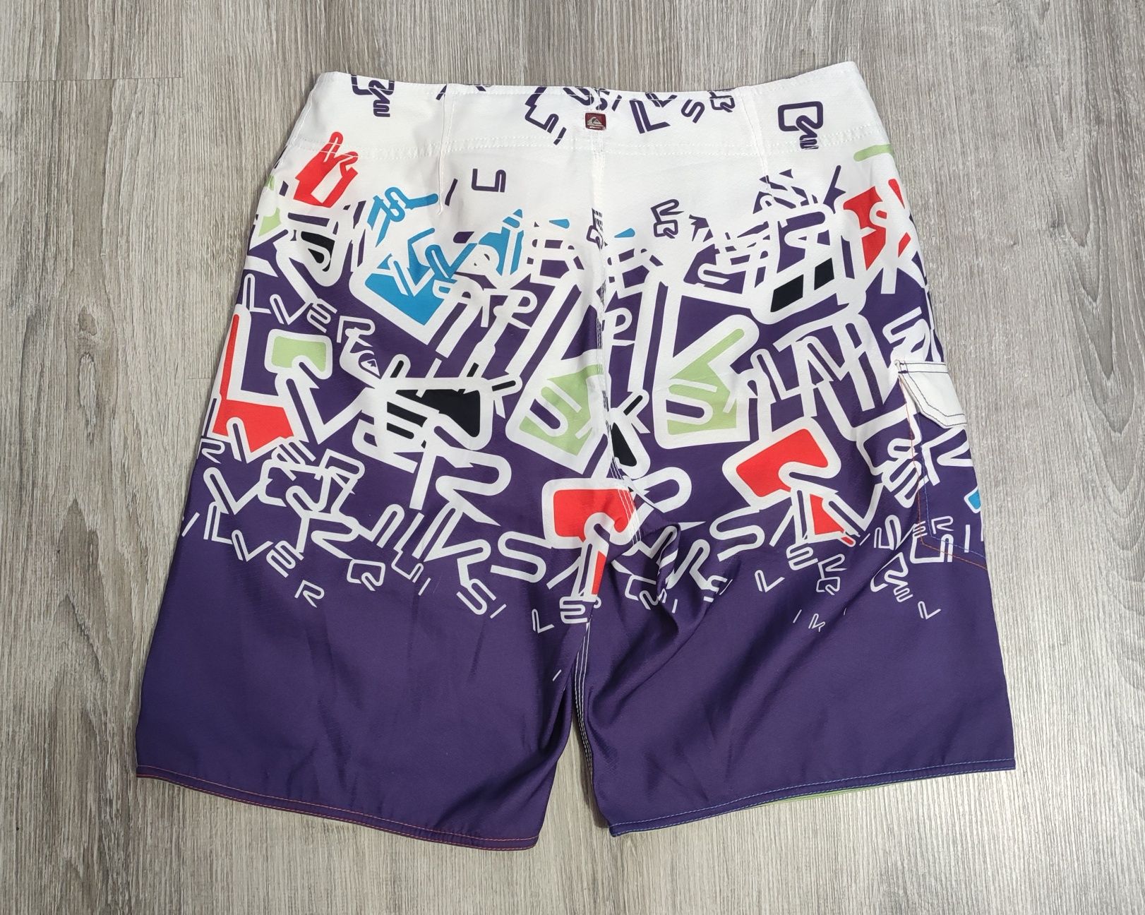 Quicksilver мъжки бански 
size 33
Отлично състояние