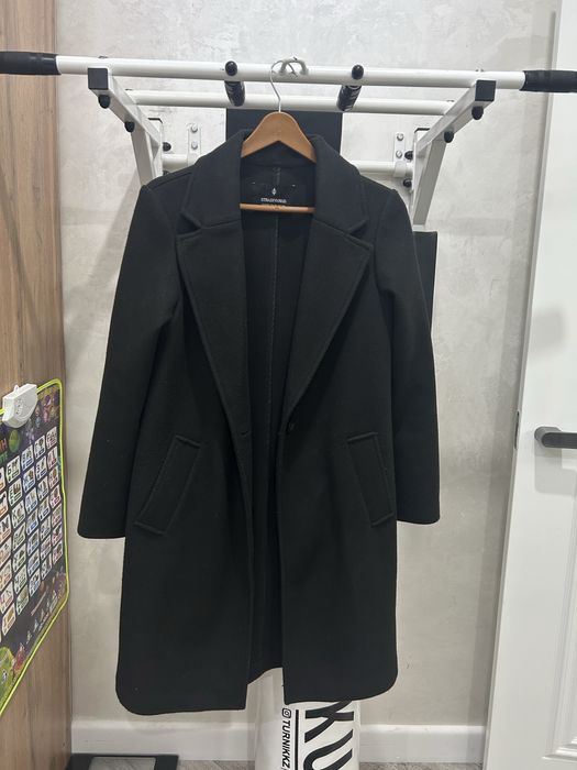 Пальто черное хорошее