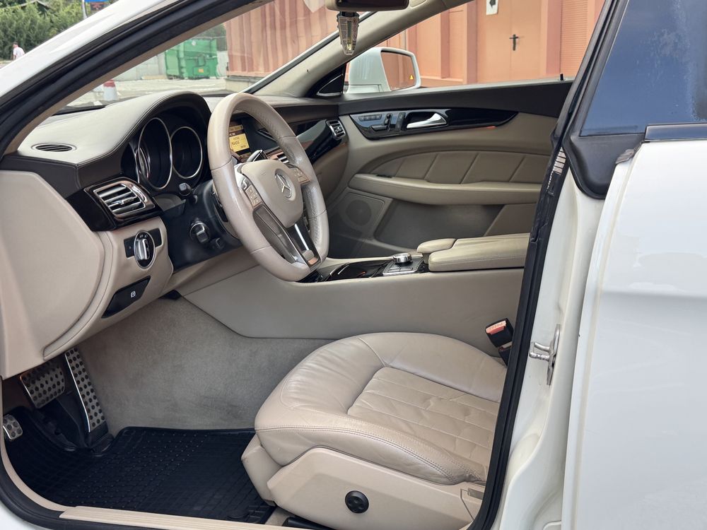 Mercedes Cls 350 CDI - 4 MATIC  Paket AMG, An 2012  Propietar -2 Chei