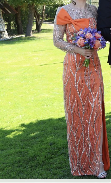 Rochie creată pe comandă