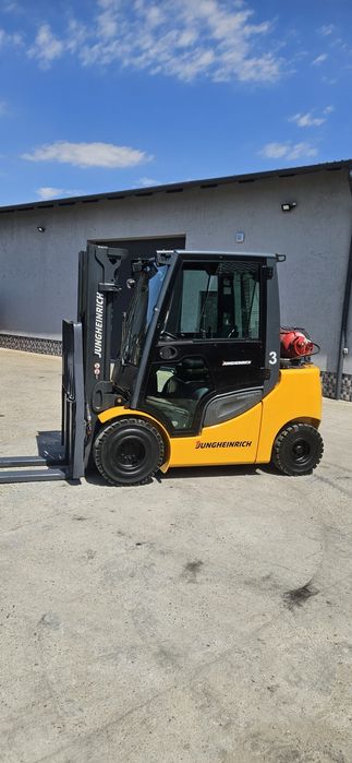Motostivuitor stivuitor JUNGHEINRICH TFG 430