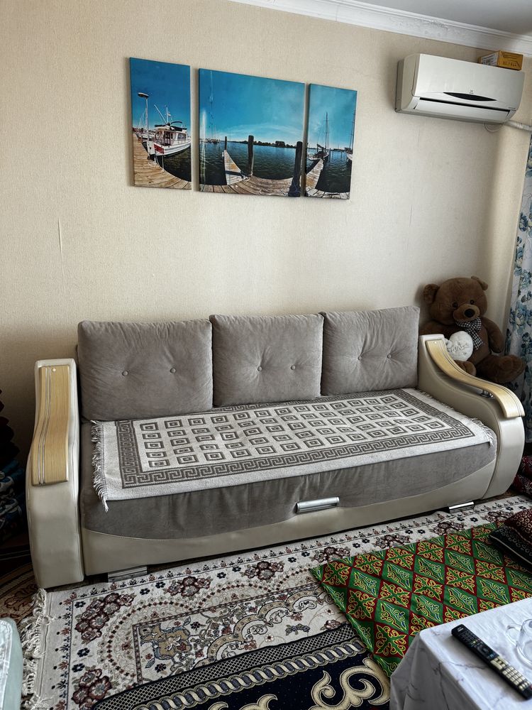 Продам диван раздвижной