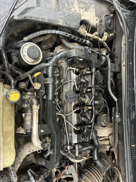Тойота авенсис т25 2,2д-кат 177кс.На части/toyota avensis t25 2,2d-cat