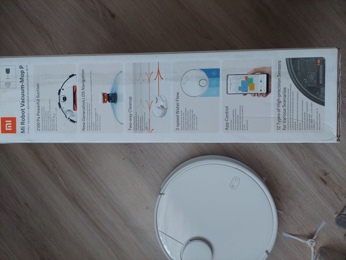 Робот - пылесос Xiaomi Mi Robot Vacuum-Mop P