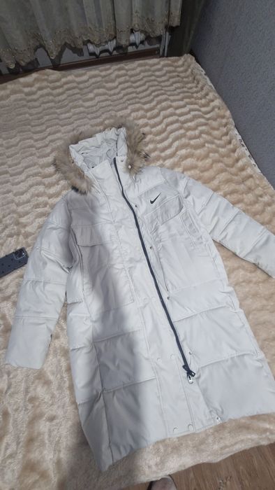 продам женскую курточку