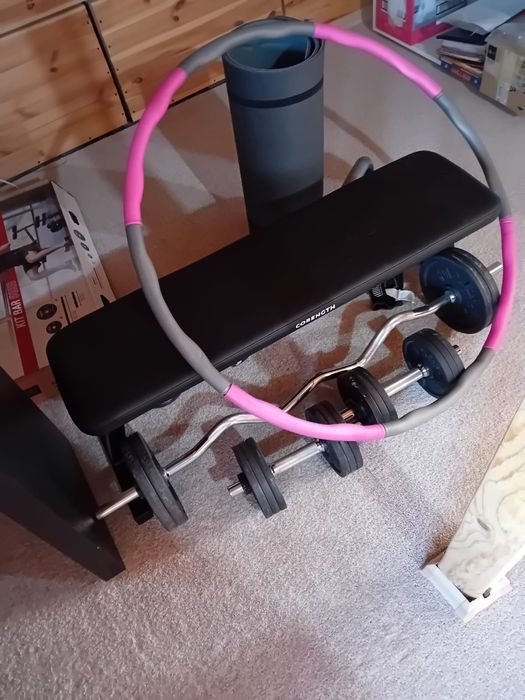 Set  fitness , gantere,  banca pliabila