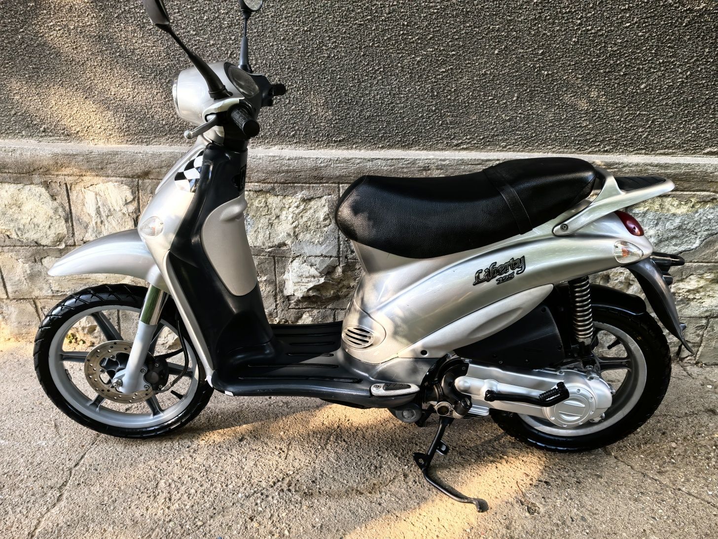 PIAGGIO LIBERTY 125cc Продавам Скутер А1