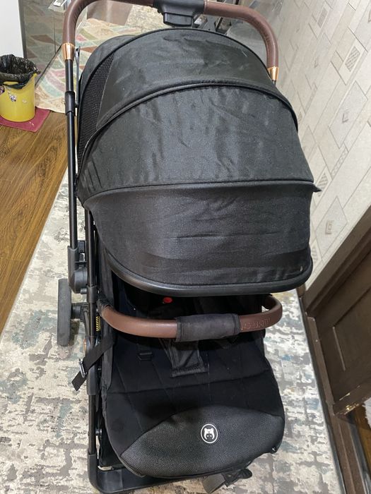 Коляска качественная