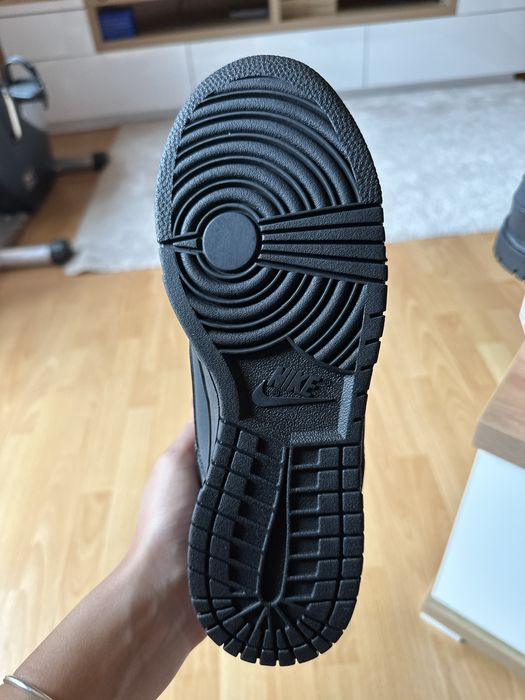 Nike Dunk Low Wmns “Black and Anthracite”