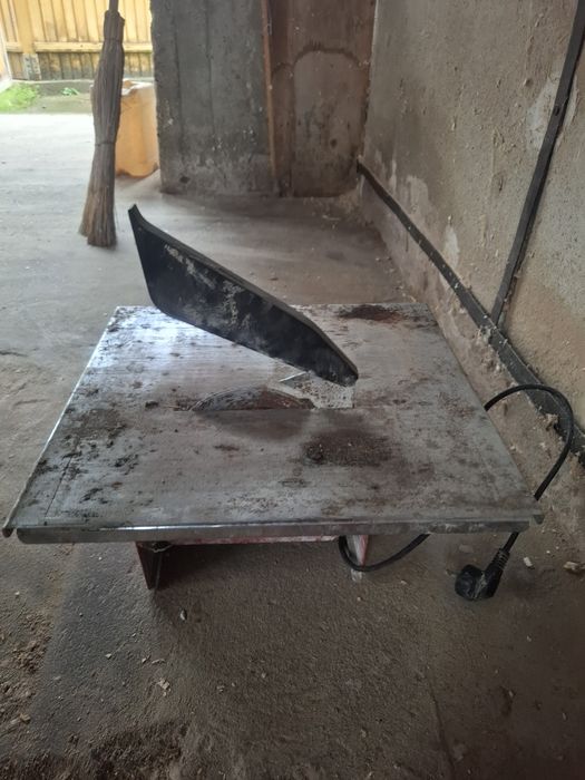 Masina de taiat gresie,faianta etc