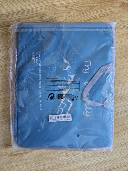 Vând geantă de laptop 14-14,9inch