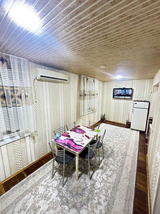 Тинчлик 2/1/5 кирпич 77 серия 
комнаты совмещенный