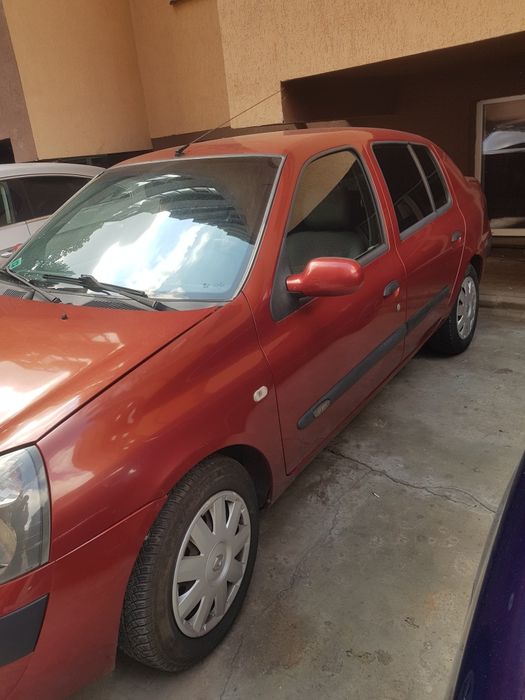 Renault Clio 2005 model 1.4 benzină + GPL cutie de viteze manuală