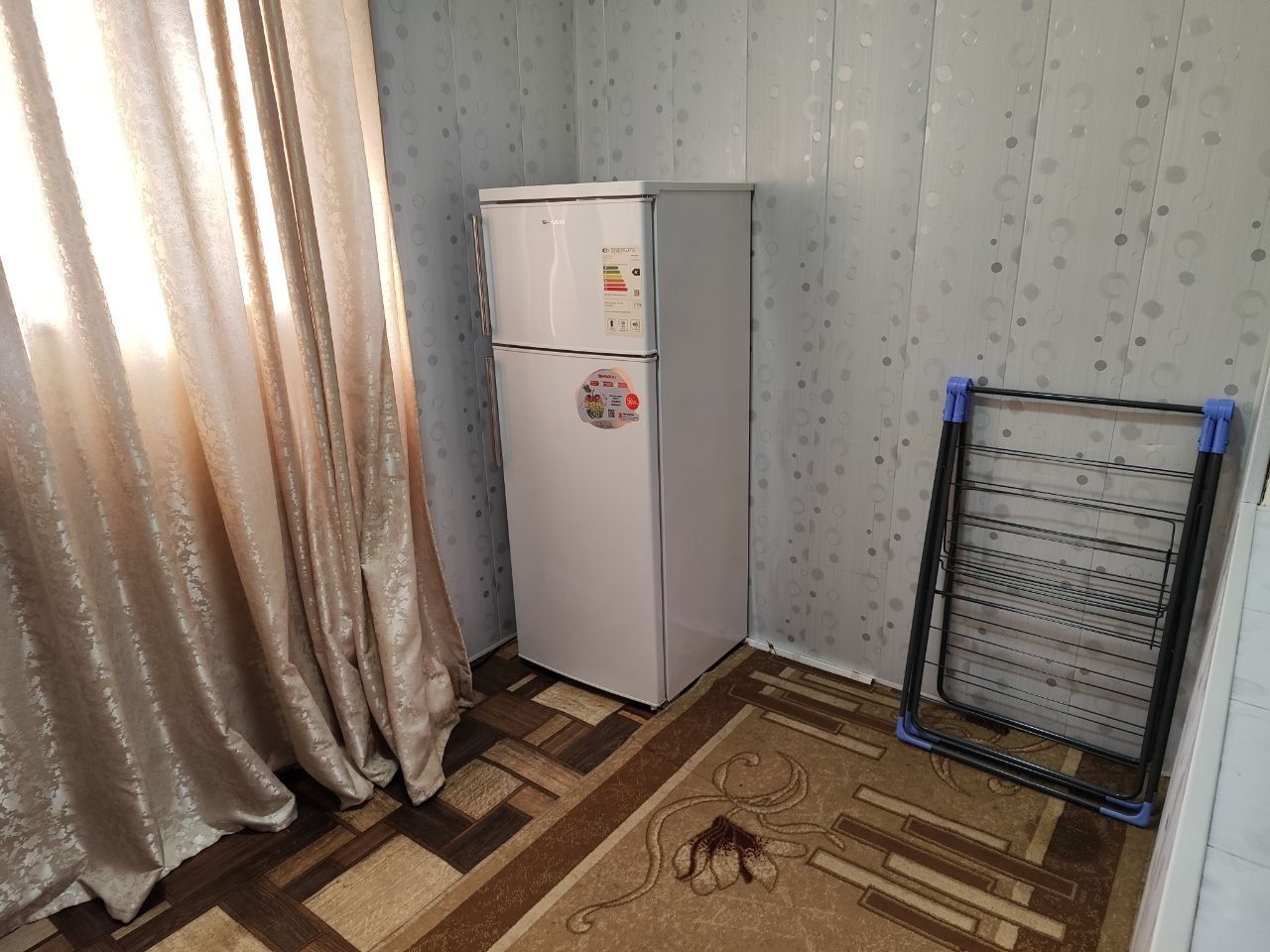 Аренда квартира сергели-5. 1 хона 2 килинган 3 этаж 9 этажли дом