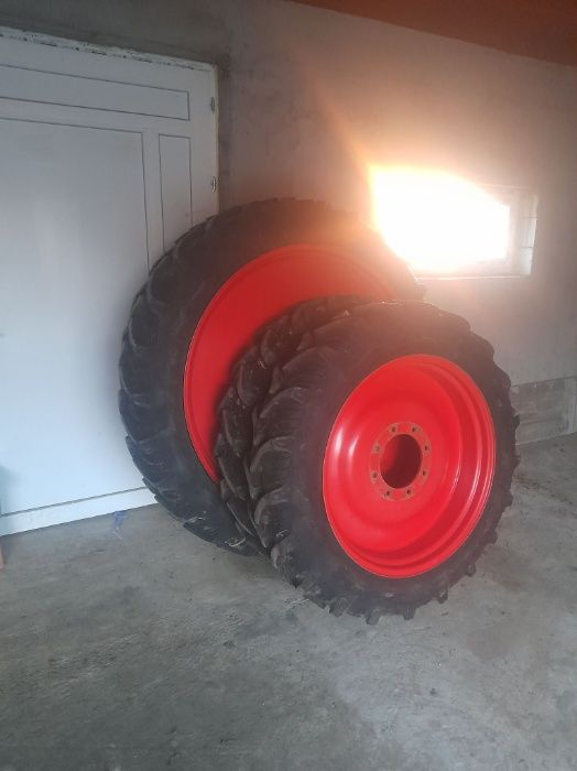 Roti Tehnologice inguste fixe reglabile pentru orice Tractor