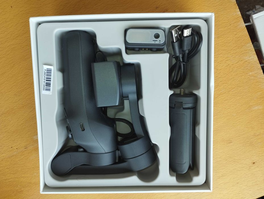 Гимбал триосов за смартфон с магнитен Ai тракер LED светкавица  Gimbal