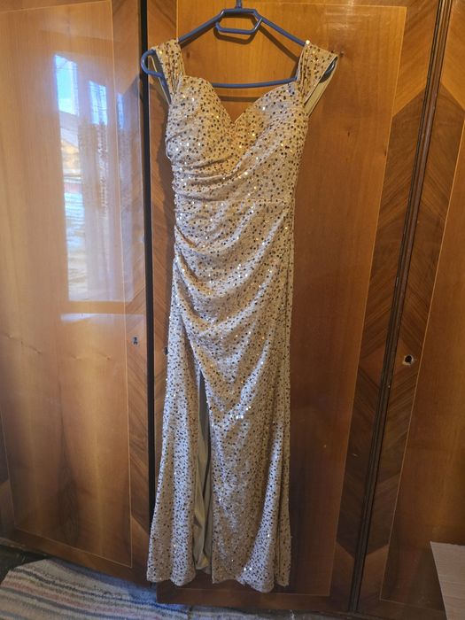 Rochie crem cu paiete eveniment