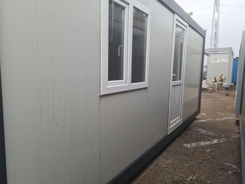 Vand containere diferite modele. Vitrina, grup sanitar, vestiar, birou