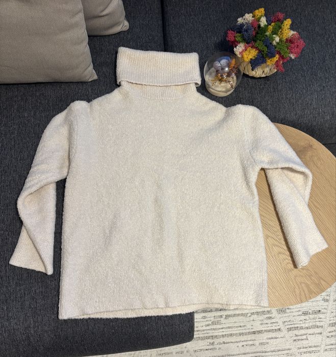 Зимен пуловер Oysho