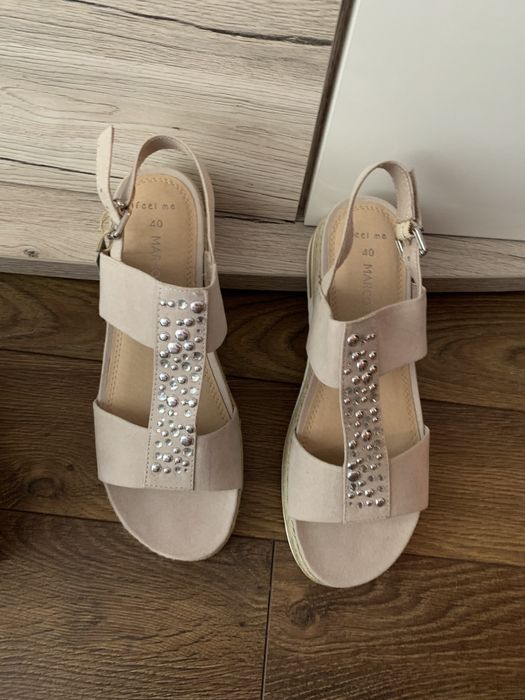 Нови сандали Marco Tozzi