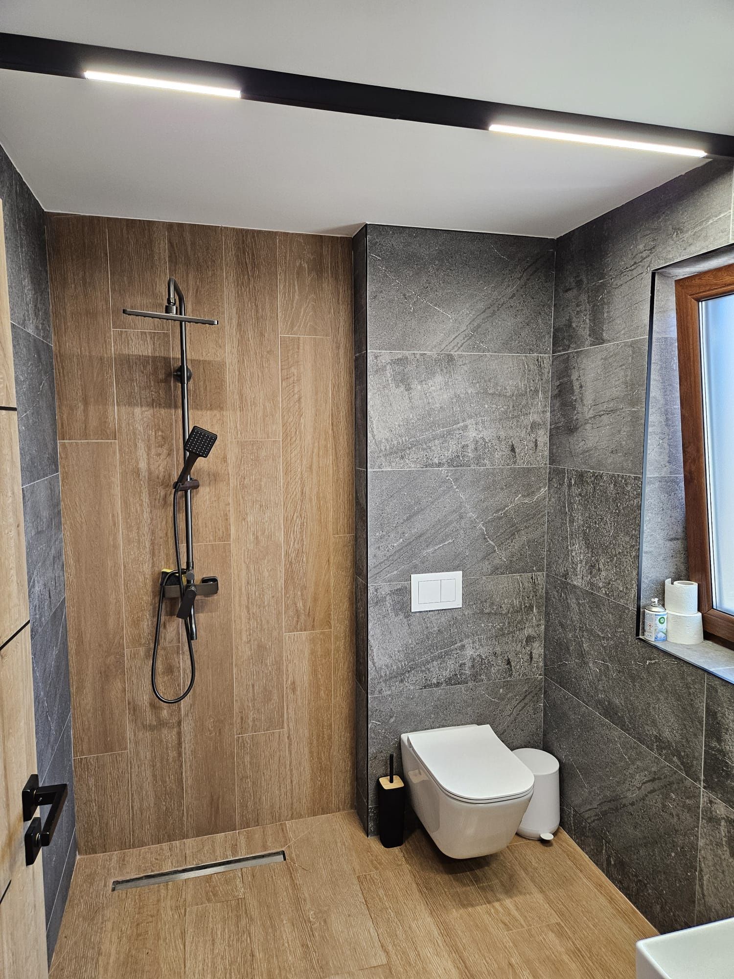 Casa 4 dormitoare cartier Izvor Brasov Mobilata utilata