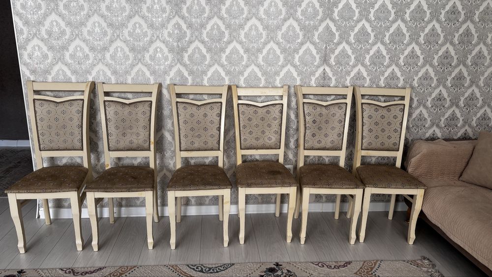 Продам стулья 8шт