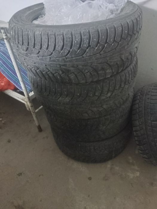 Шины зимние nokian hakkapeliitta 265/50/20