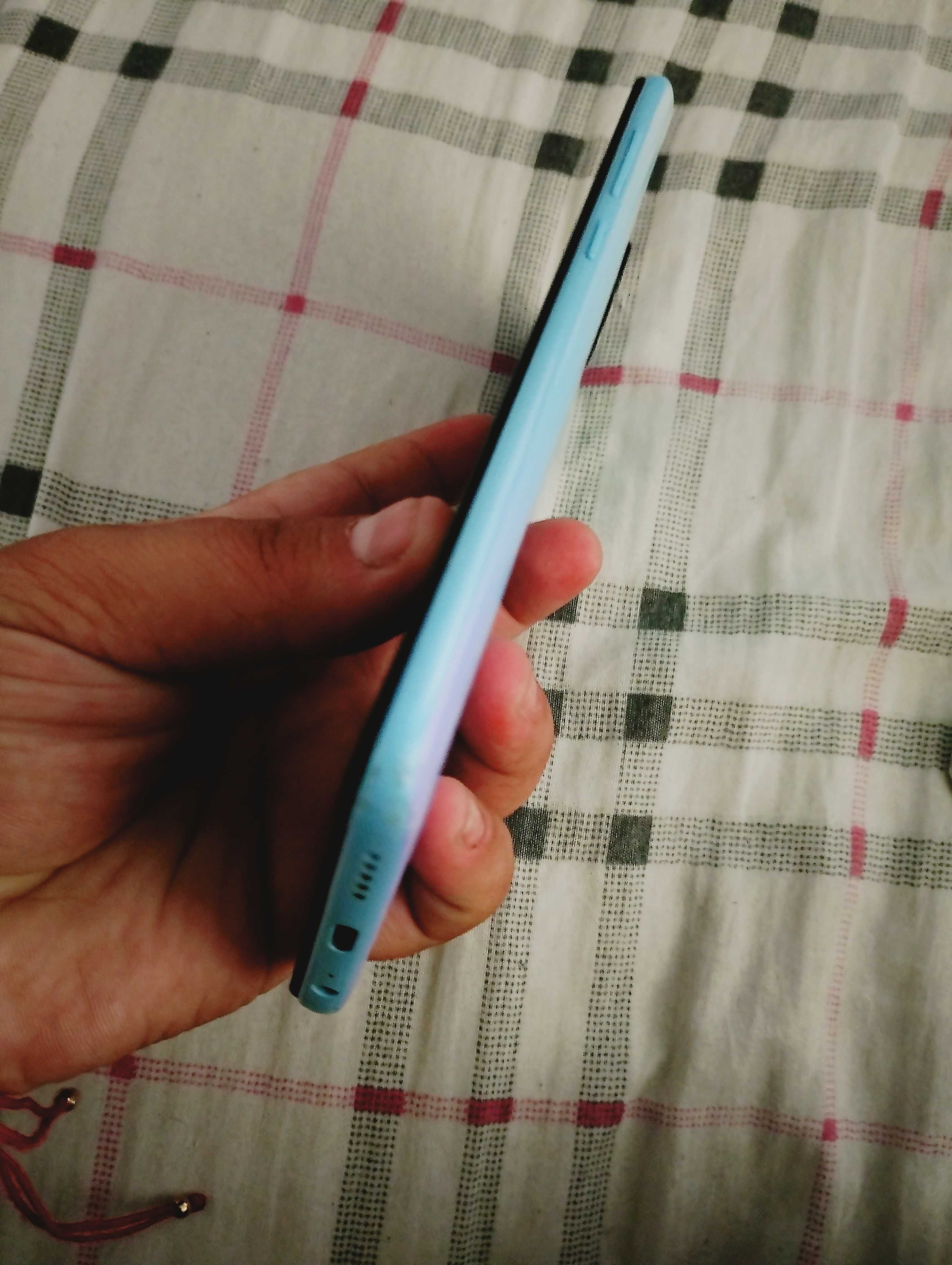 Продавам Redmi note 9 s