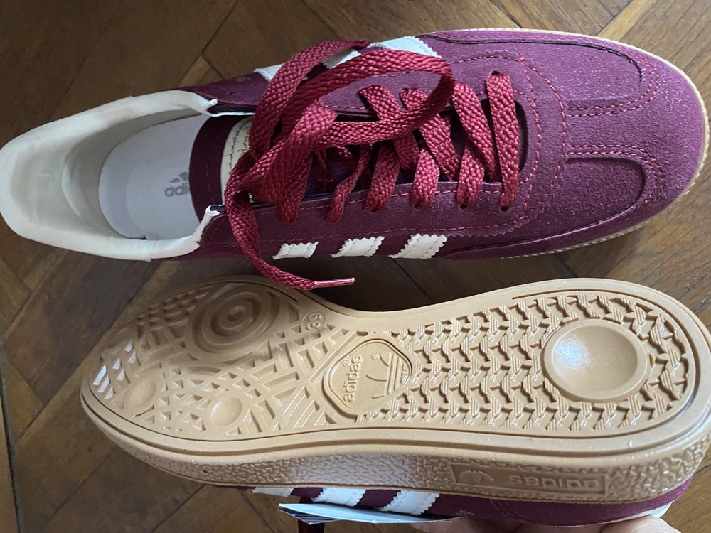 Чисто нови adidas бордо 39 номер